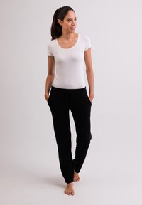 CASH-MERE Tygbyxor - black