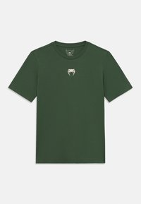 Πράσινο κοντομάνικο μπλουζάκι από απαλό βαμβάκι, με λευκό λογότυπο φιδιού στο στήθος. Κλασικός στρογγυλεμένος λαιμός, μίνιμαλ σχεδιασμός.