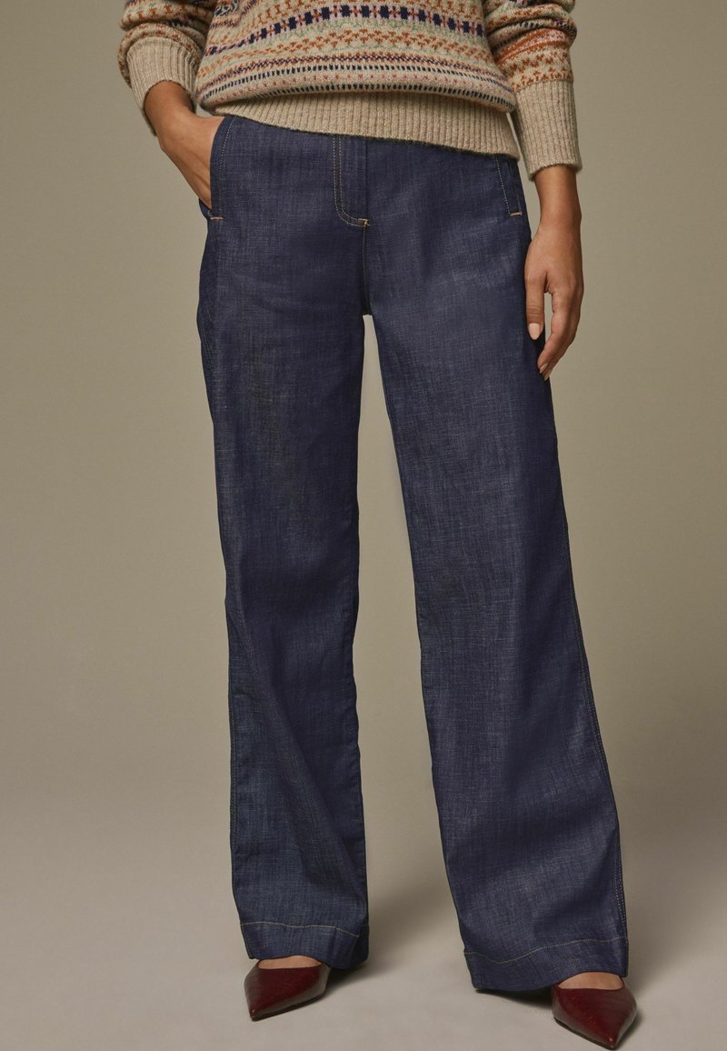 Laura Ashley WIDE - Avar lõikega teksad - indigo blue