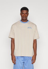 New Era PINSTRIPE TEE - Μπλουζάκι με στάμπα - new era