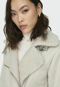 ONLY ONLNEWDIANA AVIATOR - Giacca in similpelle - pumice stone