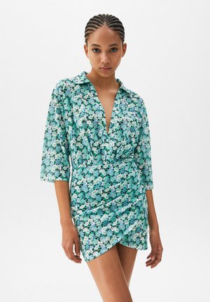FLOWING SLEEVES - Day dress - blue