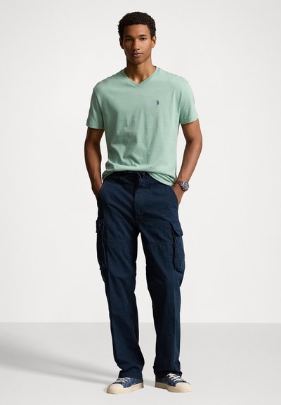 Polo Ralph Lauren CLASSIC FIT JERSEY V-NECK T-SHIRT - Basic T-shirt - faded mint