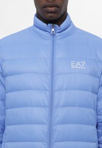 EA7 Emporio Armani TRAIN CORE JACKET - Jakna ispunjena paperjem - granada sky