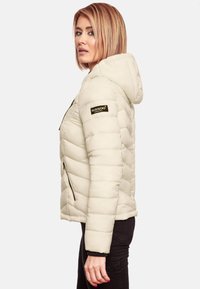 Marikoo KUALA - Lengva striukė - offwhite