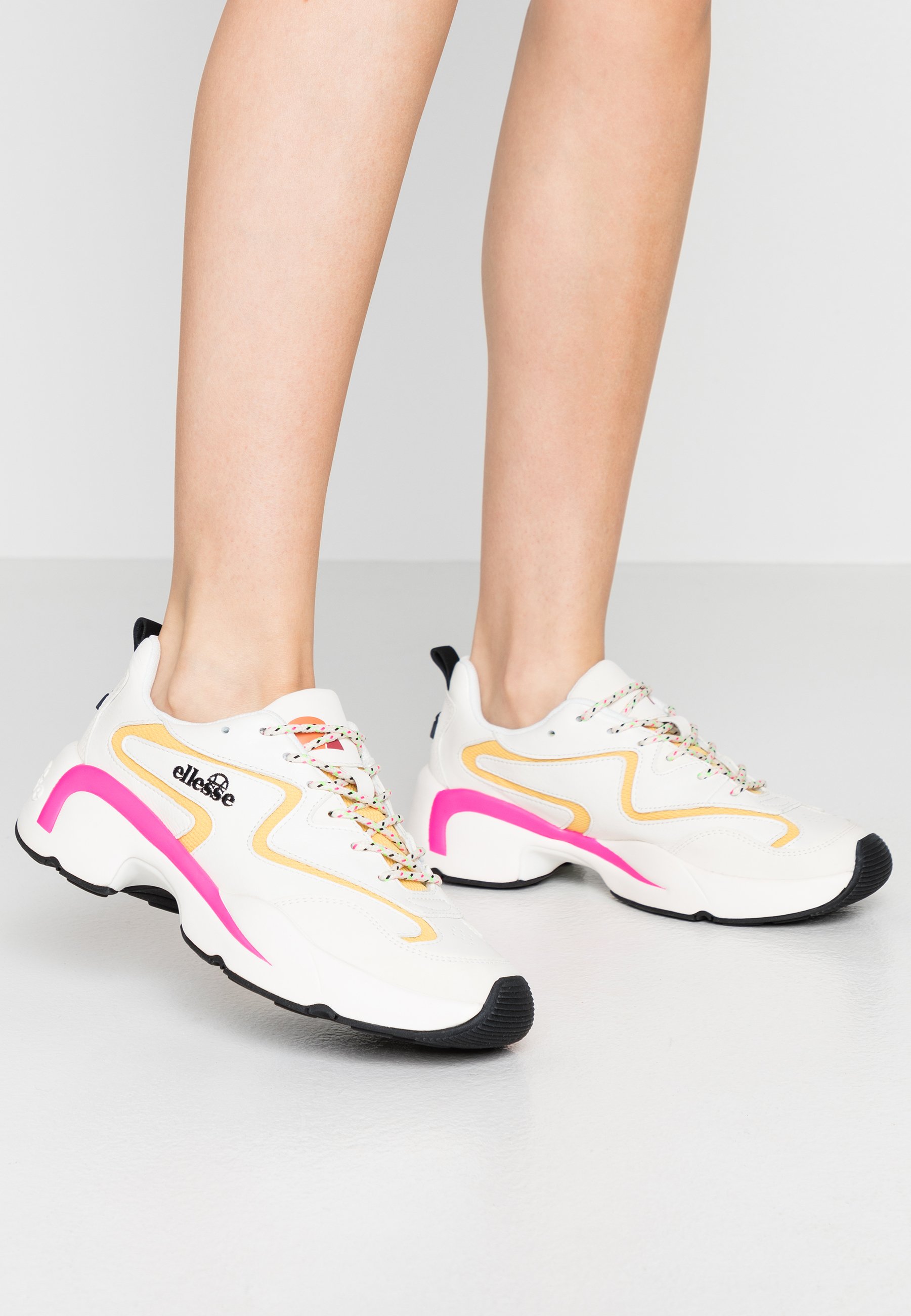 Ellesse INDUS Joggesko whiteorangepink Zalando.no Ellesse INDUS Joggesko whiteorangepink Zalando.no