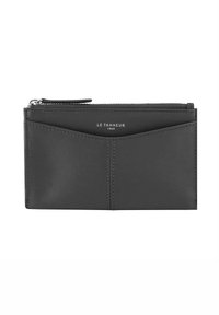 Schwarzes Lederportemonnaie mit glatter Textur, ausgestattet mit einem Reißverschluss und einem eleganten Design. Enthält eine Vordertasche mit einer genähten Akzentuierung.