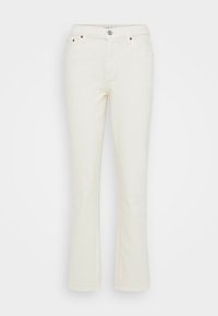 Jean en denim blanc évasés avec une finition texturée, design à cinq poches, fermeture à bouton métallique et détails de couture subtils sur les coutures.