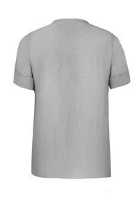 Šedé lněné tričko s krátkými ohrnutými rukávy, uvolněný střih, kulatý výstřih a hladká textura. Zadní pohled odhaluje jednoduchý design.