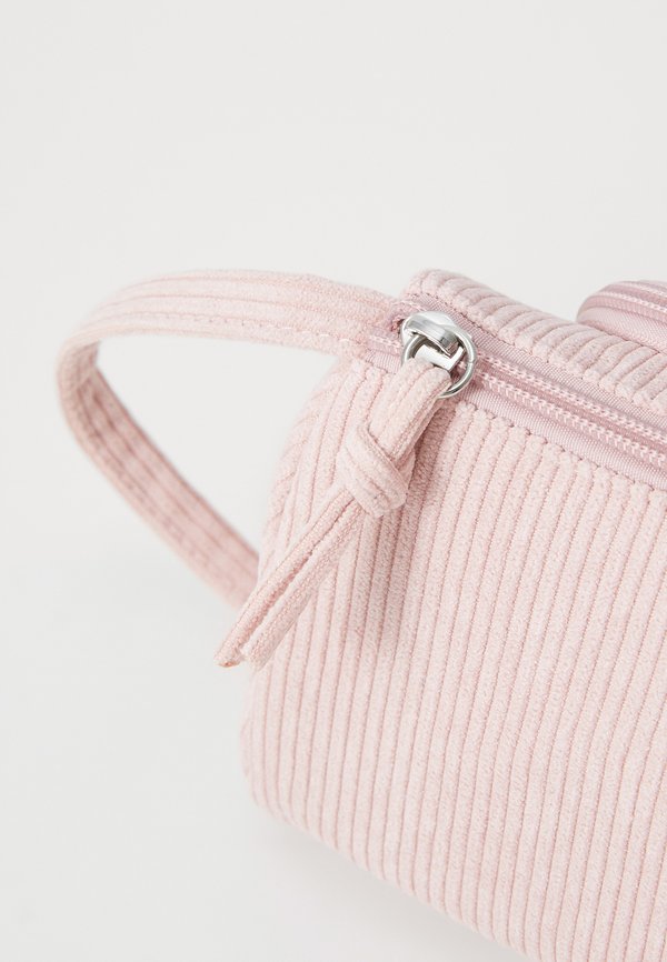 CORDUROY - Wash bag4