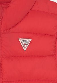 Guess TODDLER PADDED CORE UNISEX - Smanicato - red flame