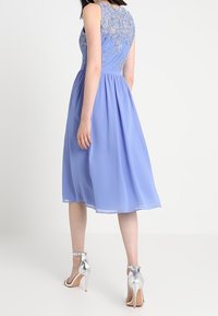 Chi Chi London Cocktailklänning - blue