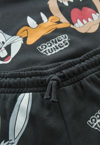 Next LOONEY TUNES CREW  SET    - Collegepaita - charcoal grey