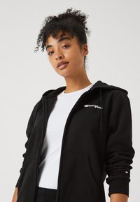 Champion GRAPHIC FULL ZIP HOODIE - Mikina so zipsom - black