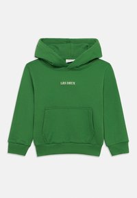 Πράσινο βαμβακερό hoodie με μπροστινή τσέπη, ριμπ μανσέτες και τελείωμα. Λευκό κεντημένο λογότυπο "LES DEUX" στο στήθος. Απλός, λιτός σχεδιασμός.