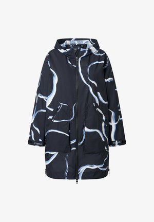 Chaqueta de lluvia con patrón en blanco y negro, con capucha, que cuenta con dos bolsillos frontales, una cremallera completa y puños de manga elásticos. Material impermeable.