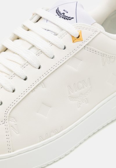 MCM NEO - Matalavartiset tennarit - egret
