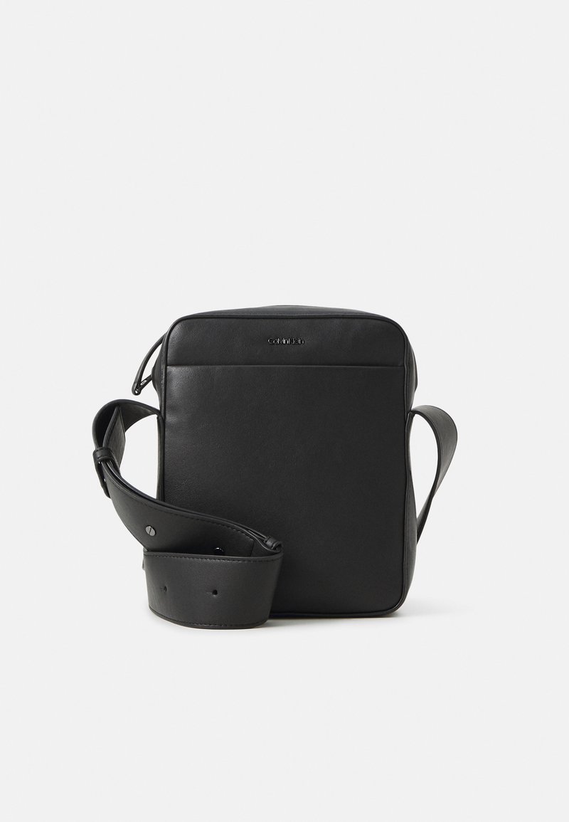 Calvin Klein - Torba na ramię