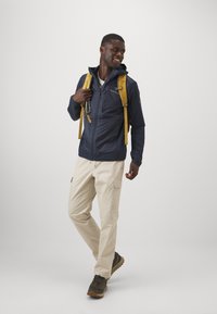 Peak Performance RADIANCE HYBRID HOOD - Μπουφάν εξωτερικού χώρου - blue shadow