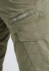 PME Legend NORDROP TAPERED FIT - Cargohose - capulet olive