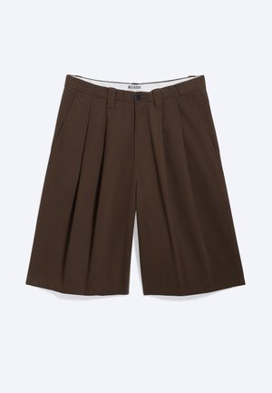 Weekday, CHINO SHORTS - Pantaloni scurți - brown dark