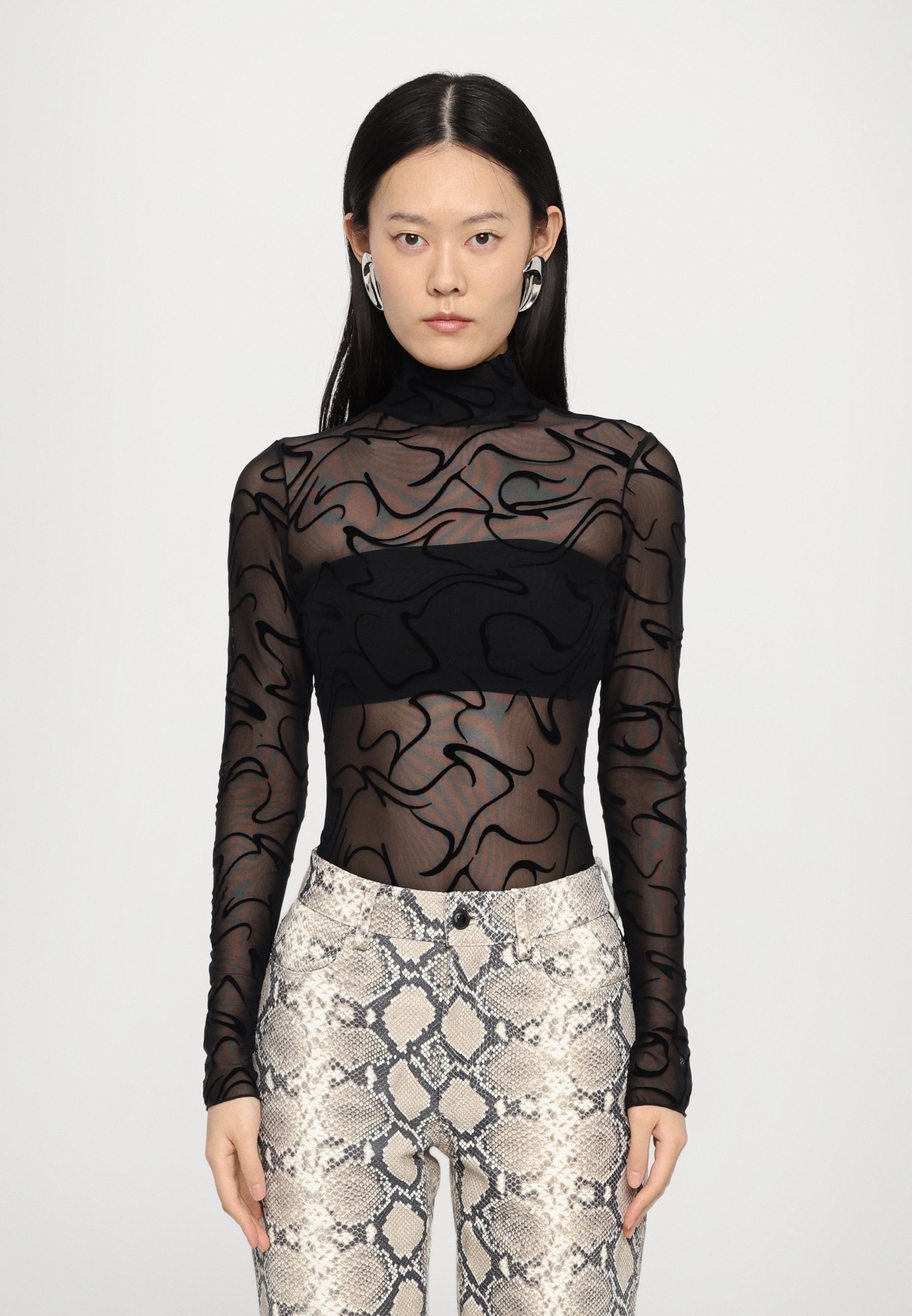 Trendyol Plain Back Detail Detailed Thin Knit Bodysuit Women Tinta Unita Dettagli dettagliati Body in Maglia Sottile, Cinnamon, M da Donna