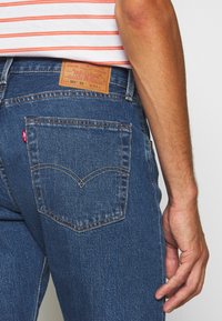 Levi's® 501® 93 CROP - Calças de ganga de perna direita - bleu eyes night