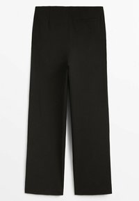 Pantalon noir à jambes larges avec taille élastique et une seule poche arrière, présenté à plat sur fond blanc.