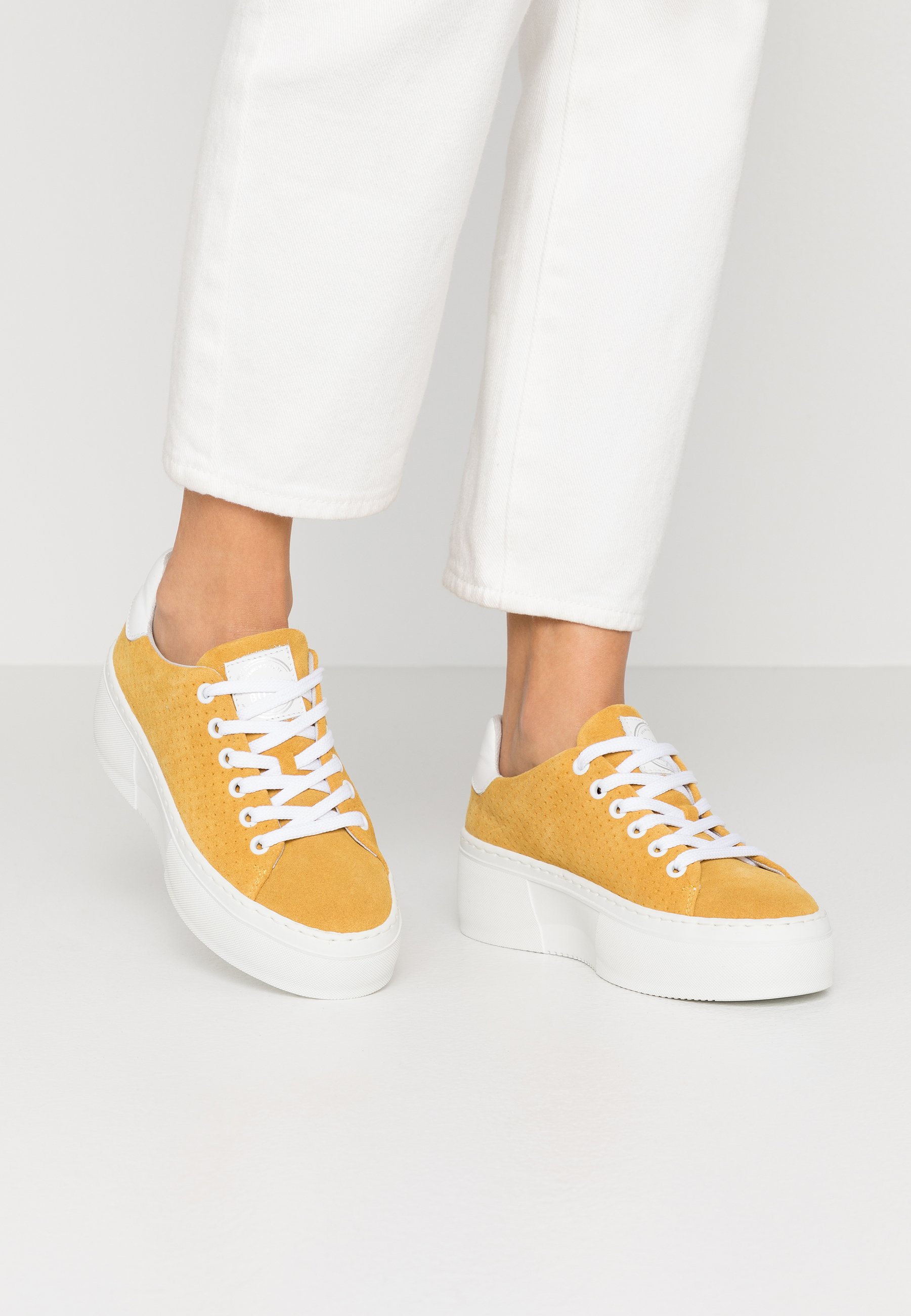Bullboxer Joggesko yellowgul Zalando.no Bullboxer Joggesko yellow Zalando.no