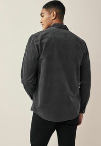 Next REGULAR FIT ciemnoszary