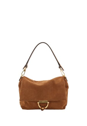 Sac d'épaule en daim marron avec fermoir doré et bandoulière réglable marron foncé, présenté sur fond blanc.