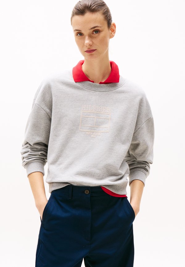 BOXY OUTLINE FLAG - Sweatshirt