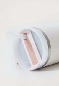 Stanley THE QUENCHER H2.O FLOWSTATE™ TUMBLER 0.89L UNISEX - Drink bottle - rose quartz
