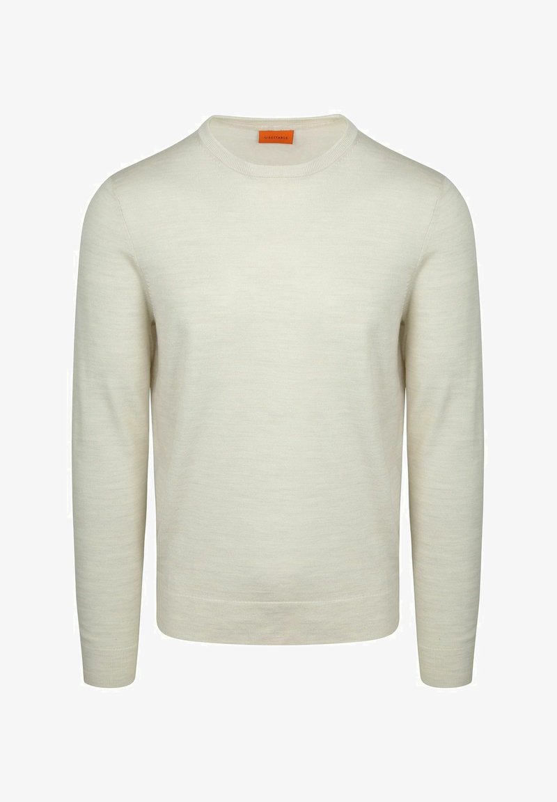 Roomkleurige trui met lange mouwen en een ronde hals, voorzien van een geribbelde zoom en manchetten, met een oranje label aan de binnenkant van de halslijn.