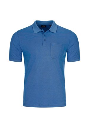 Blaues Poloshirt mit kurzen Ärmeln, Zweiknopf-Leiste und Brusttasche, auf weißem Hintergrund dargestellt.
