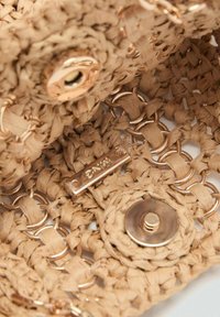 Mango OLIMPIA - Handtasche - beige