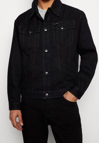 G-STAR Chaqueta vaquera - black