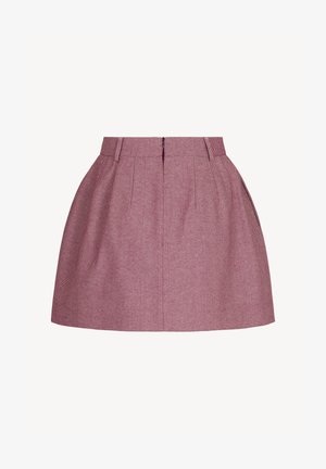 Korte geplooide rok in een bordeaux herringbonepatroon, met een getailleerde tailleband en een verborgen rits aan de achterkant. Geweven stof.