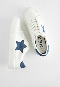 Next FOREVER COMFORT CHUNKY STAR REGULAR FIT - Sneakers basse - white