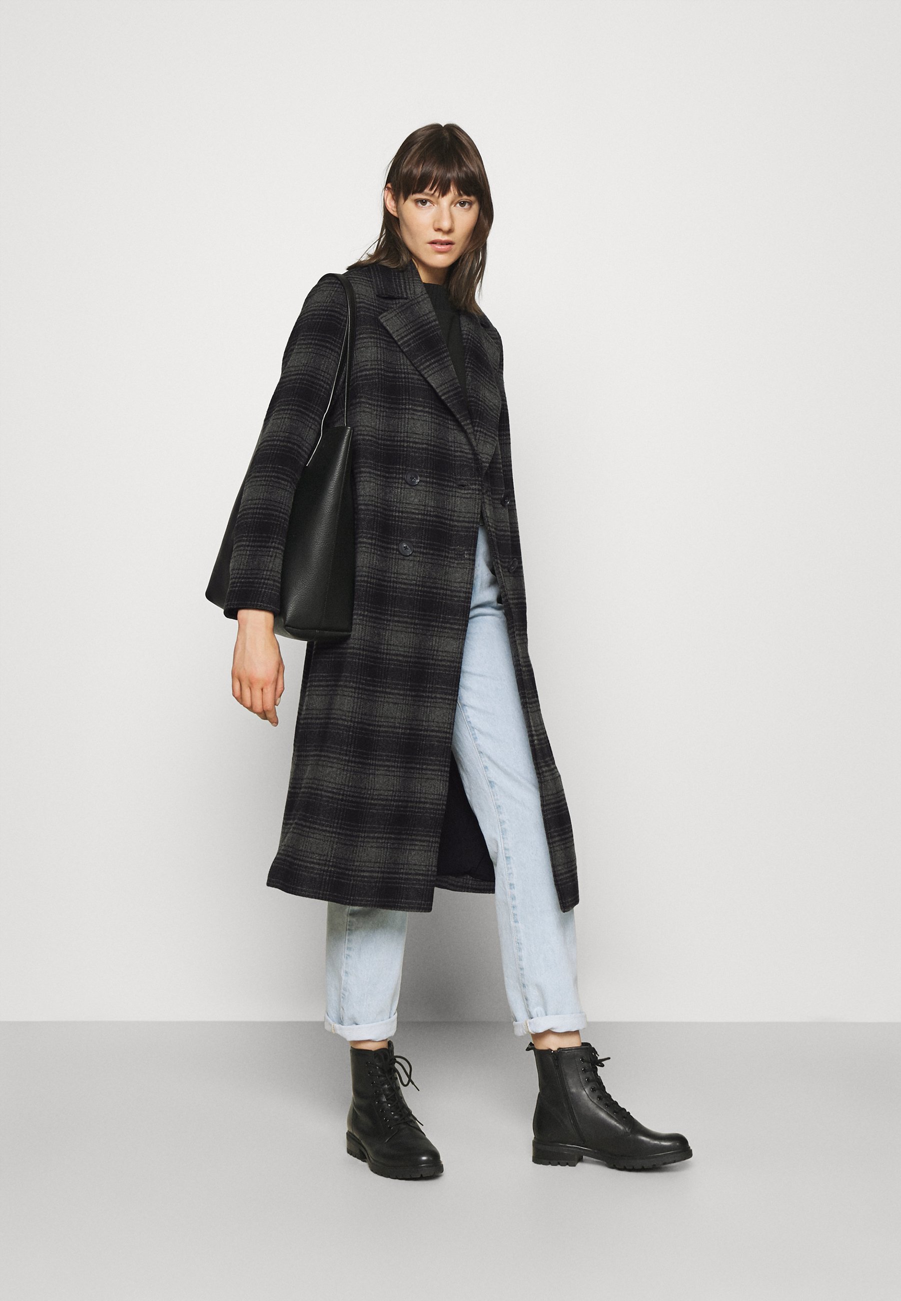 single breasted check coat