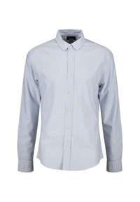 Koszula na guziki w jasnoniebieskim kolorze z białymi pionowymi paskami, długie rękawy, kołnierz zakończony ostrymi końcami, oraz pojedyncza kieszeń na piersi. Tkanina wydaje się gładka.