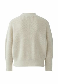 Cremfarbener gestrickter Pullover mit geripptem Textur, überschnittenen Schultern und entspannter Passform. Die Rückansicht zeigt ein einfaches, nahtloses Design.