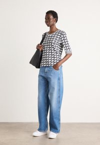 Marc Cain T-shirt print - offwhite