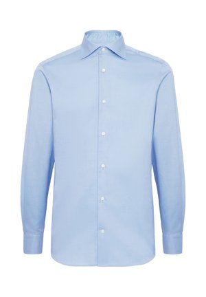 Světle modrá košile s dlouhým rukávem vyrobená z hladkého materiálu; má standardní límec a zapínání na knoflíky, bílé knoflíky jsou podél légy.