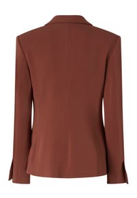 Sako u rust boji s dugim rukavima, oštrim reverima i prilagođenim krojem. Glatka tkanina s suptilnom teksturom i bočnim prorezima na manžetama.