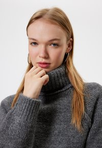 Koton - Sweter