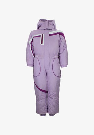 Combinaison de neige d'hiver une pièce violet clair avec capuche, fermeture éclair frontale, taille et poignets élastiques, et accents violet foncé et blanc.