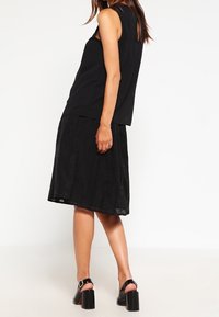 Esprit Collection A-linjainen hame - black