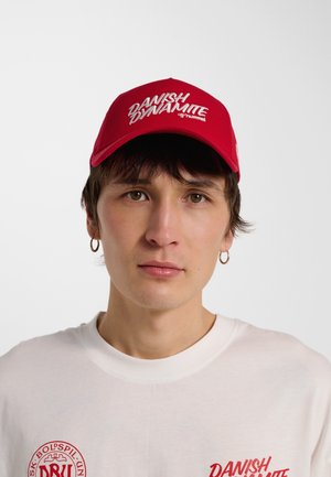 Hummel DBU 26 FAN DYNAMITE - Pet - tango red