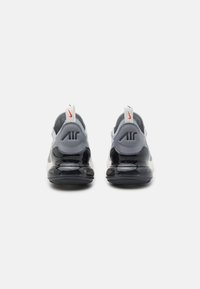 Thumbnail Image 3
